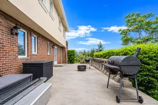 296 Longneck Blvd, Flanders, NY 11901 - Photo 8