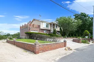 296 Longneck Blvd, Flanders, NY 11901 - Photo 12