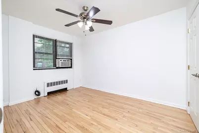 86-29 Shore Parkway #96, Howard Beach, NY 11414 - Photo 10