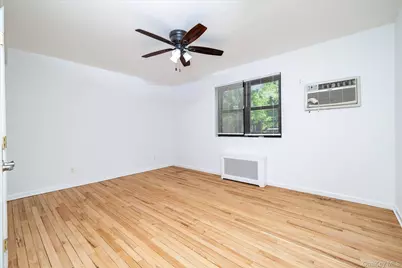 86-29 Shore Parkway #96, Howard Beach, NY 11414 - Photo 8