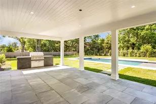 152 South Rd, Westhampton, NY 11977 - Photo 6