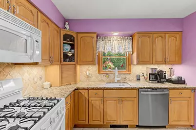 3 Van Wardt Place, Tappan, NY 10983 - Photo 12