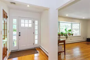 23 Eastwood Rd, Miller Place, NY 11764 - Photo 4