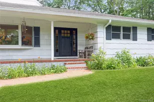 23 Eastwood Rd, Miller Place, NY 11764 - Photo 2