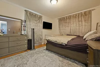 105 N Montague Street, Valley Stream, NY 11580 - Photo 10