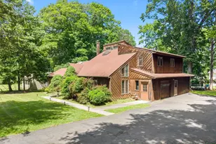 11 Buena Vista Rd, Suffern, NY 10901 - Photo 2