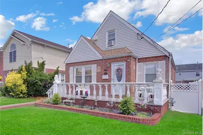 20 Law Street, Valley Stream, NY 11580 - Photo 2