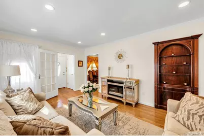 20 Law Street, Valley Stream, NY 11580 - Photo 6