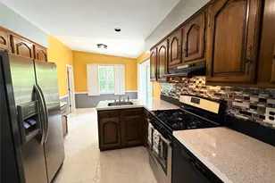2898 Springhurst St, Yorktown Heights, NY 10598 - Photo 10