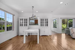 174 Adele Ct, Riverhead, NY 11901 - Photo 10
