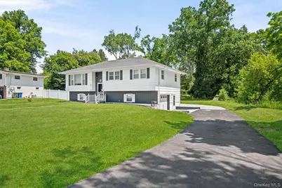 1 Brewster Drive, Middletown, NY 10940 - Photo 2