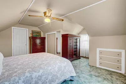 955 Cedar Court, Franklin Square, NY 11010 - Photo 18