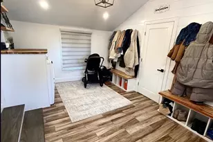 28 Northern Pkwy E, Plainview, NY 11803 - Photo 10