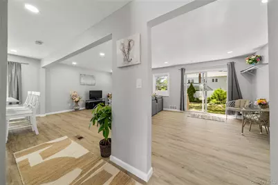 26 Bellwood Avenue, South Setauket, NY 11720 - Photo 4