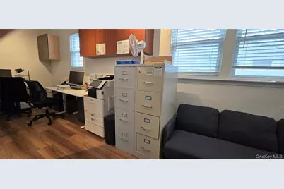 161-12 Sanford Avenue #1st Floor, Flushing, NY 11358 - Photo 6