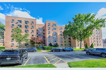 [Address not provided], Oakland Gardens, NY 11364 - Photo 12