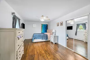 32 Beverly St, Islip, NY 11751 - Photo 10