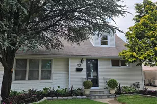 23 Harriman Ave, Hempstead, NY 11550 - Photo 4