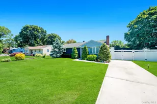 2815 Eagle Ave, Medford, NY 11763 - Photo 4