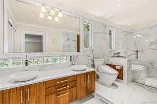 36 Strathmore Rd, Great Neck, NY 11023 - Photo 20
