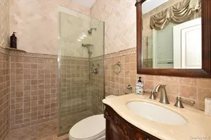3510 Riverside Dr, Oceanside, NY 11572 - Photo 28