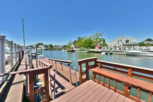 3510 Riverside Dr, Oceanside, NY 11572 - Photo 36