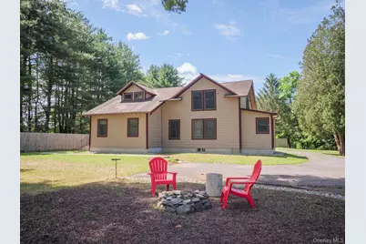 11 Kessler Drive, Hyde Park, NY 12538 - Photo 2