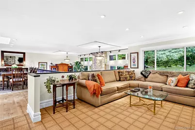 20 Fox Ridge #333, Roslyn, NY 11576 - Photo 8