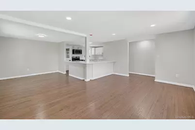 20 Muscoot Road W, Mahopac, NY 10541 - Photo 6
