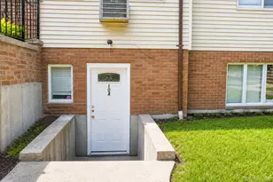 7 Stropkov Ct, Monroe, NY 10950 - Photo 2