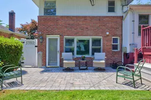 31 Irene Ln E, Plainview, NY 11803 - Photo 40