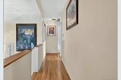 31 Irene Lane E, Plainview, NY 11803 - Photo 22