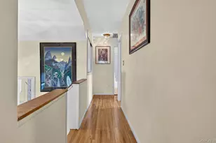 31 Irene Ln E, Plainview, NY 11803 - Photo 22