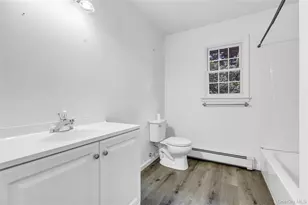 44600 County Rd 48, Southold, NY 11971 - Photo 14