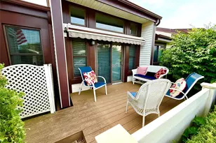 1305 Gotham Ct W, Saint James, NY 11780 - Photo 18