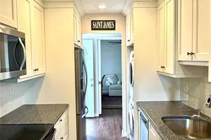 1305 Gotham Ct W, Saint James, NY 11780 - Photo 12