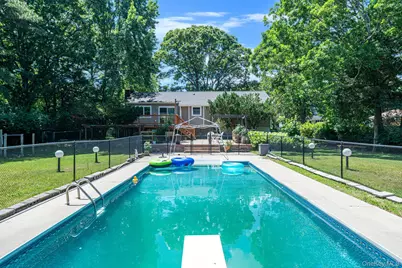 7 Somerset Street, Centereach, NY 11720 - Photo 28