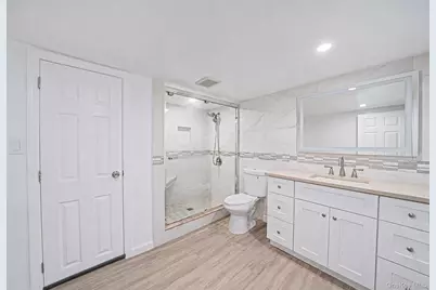 7 Somerset Street, Centereach, NY 11720 - Photo 20
