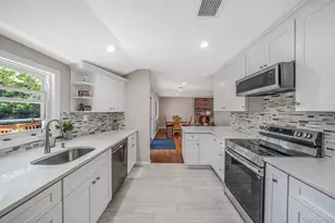 7 Somerset St, Centereach, NY 11720 - Photo 8