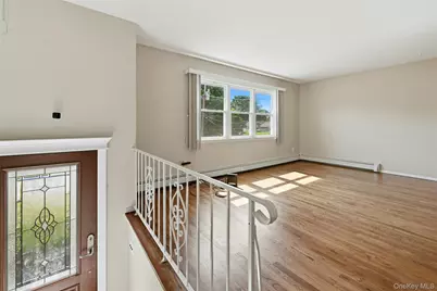 69 Valentine Avenue, Huntington, NY 11743 - Photo 4