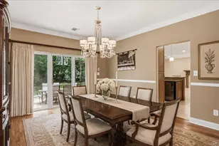 16 English Ivy Ln, Lake Grove, NY 11755 - Photo 12