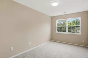16 English Ivy Ln, Lake Grove, NY 11755 - Photo 26