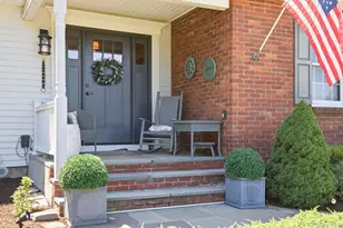 32 Bedell Rd, Katonah, NY 10536 - Photo 2
