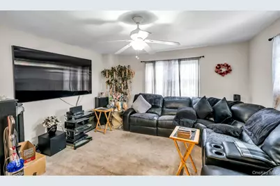 112 Foster Boulevard, Babylon, NY 11702 - Photo 16