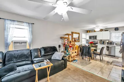 112 Foster Boulevard, Babylon, NY 11702 - Photo 18