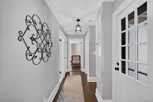 17 Hollywood Ct, Rockville Centre, NY 11570 - Photo 24