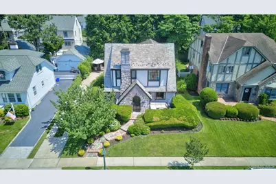 17 Hollywood Court, Rockville Centre, NY 11570 - Photo 44