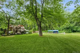 324 Garrison Woods Ln, Wallkill, NY 12589 - Photo 44