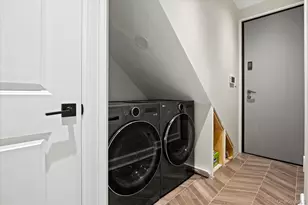 57-17 58th St, Maspeth, NY 11378 - Photo 12