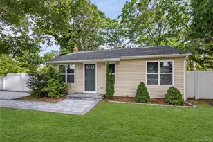 64 Arpage Dr E, Shirley, NY 11967 - Photo 4